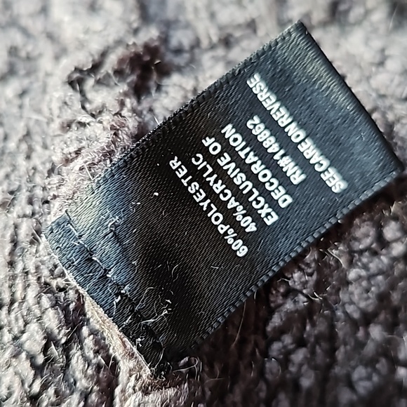 TORRID Sweater - Picture 11 of 12